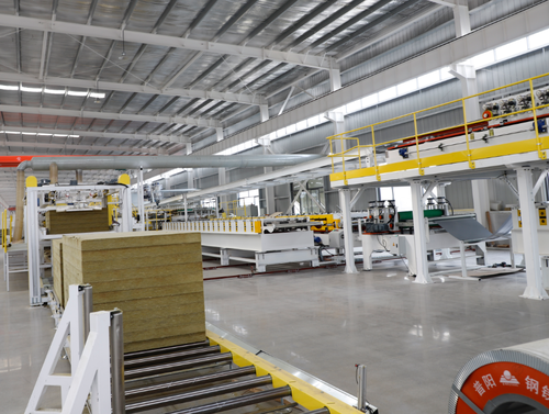 Τελευταία εταιρικά blogs για Hebei Greens Launches Stone Wool Sandwich Panel Production Line with 3-15 m/min Continuous Output