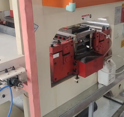 Προσαρμοσμένη πλήρης αυτόματη μηχανή διάτρησης χάλυβα διάτρητη χάλυβα