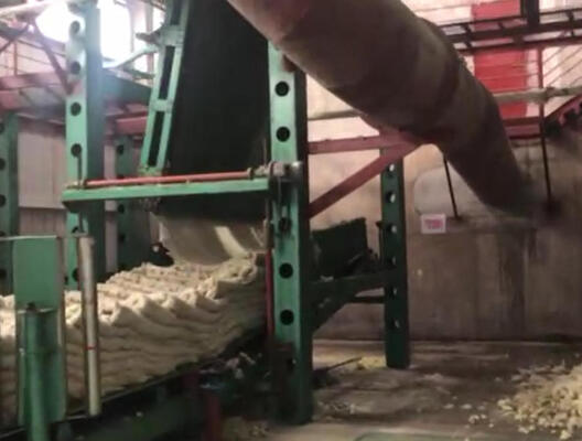 Ηλεκτρική εξοικονόμηση: γραμμή παραγωγής πετρώματος με πλάτος 1200-2400mm πλάτος 80-200kg/m3 πυκνότητα και παροχή ρεύματος 380V/50Hz