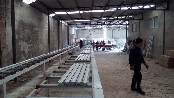 Φτηνή γραμμή παραγωγής γείσων γύψου με την ώριμη τεχνολογία και υψηλό αυτόματο