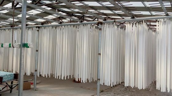 Διαφορετικά μηχανήματα επεξεργασίας ανώτατων γείσων γύψου με τη χαμηλή τιμή και τη λιγότερη εργασία
